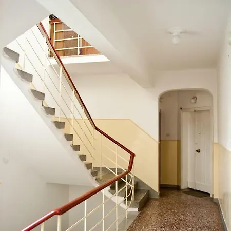 Apartment White Bell #colony Center *